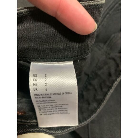 American Eagle Distressed Black Denim Skirt Size 2 - Picture 5 of 6